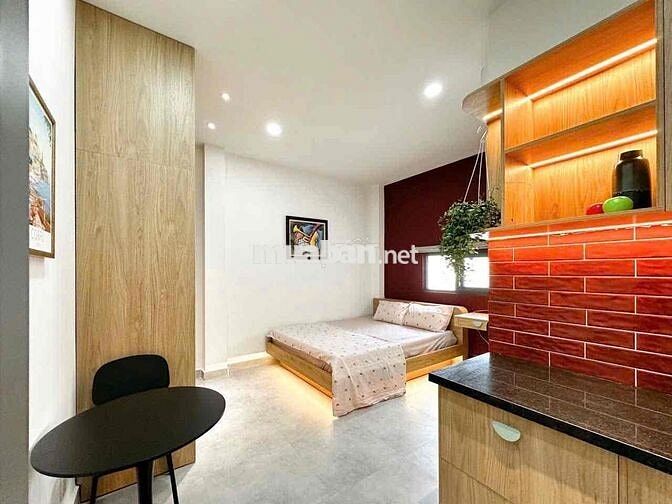 Căn hộ cao cấp mới toanh 100% đầy đủ nội thất ngay Lạc Long Quân