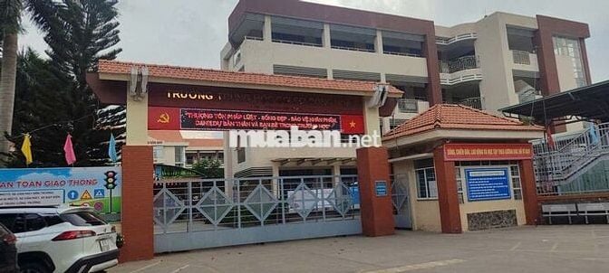 Nhà Lô Góc 201m², 2 MT, Gần QL1K, Đông Hòa, Tp HCM, Chỉ 10.5 Tỷ, TLCC