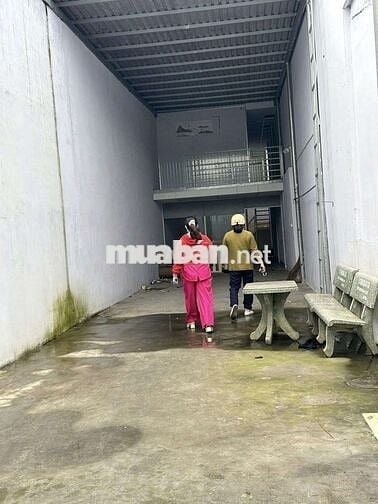 BÁN NHÀ TÔN CẤP 4 120M2 ĐƯONG XE TẢI 6M LÝ THƯỜNG KIỆT P DĨ AN NGAY TT