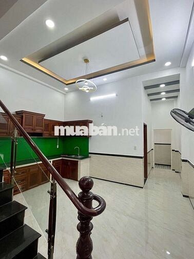 Bán nhà hẻm xe hơi gần chợ bà điểm hóc môn DT   ngang 5 dài 17 2 lầu