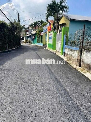 BÁN NHÀ TÔN CẤP 4 120M2 ĐƯONG XE TẢI 6M LÝ THƯỜNG KIỆT P DĨ AN NGAY TT