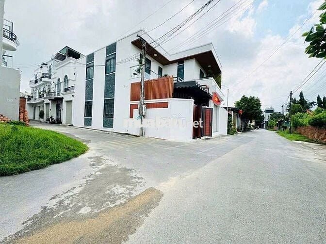 BÁN GẤP 2 LÔ LIỀN KỀ NGANG 6,4M. GÓC 2 MẶT TIỀN NGAY KDL BỬU LONG