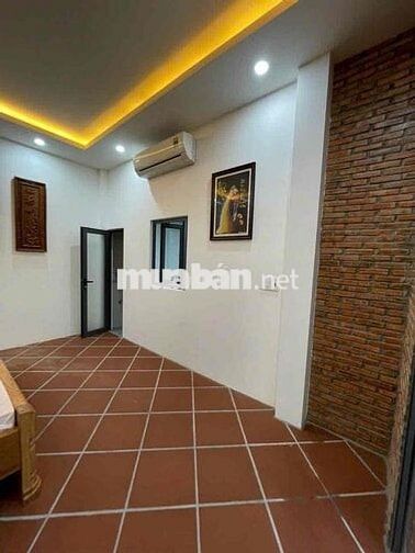 NHÀ SÂN VƯỜN RỘNG THOÁNG ĐƯỜNG NGUYỄN VĂN LINH OTO TỚI CHỖ