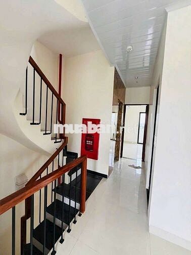 BÁN CCMN KĐT CẦU BƯƠU - 7 TẦNG - THANG MÁY - 10 PHÒNG KK + 1 PENHOUS.