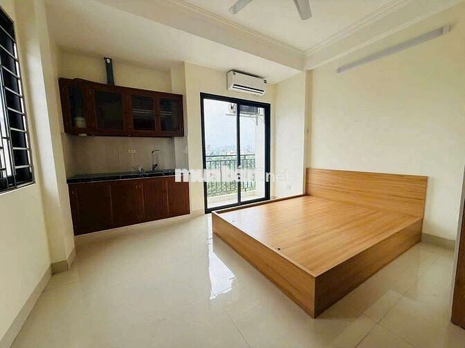 BÁN CCMN KĐT CẦU BƯƠU - 7 TẦNG - THANG MÁY - 10 PHÒNG KK + 1 PENHOUS.