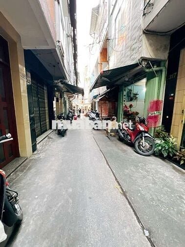 NHÀ GIÁ TỐT - 4 TẦNG VUÔNG VỨC - KHU HOÀNG DIỆU 20 THƯỚC - Q4