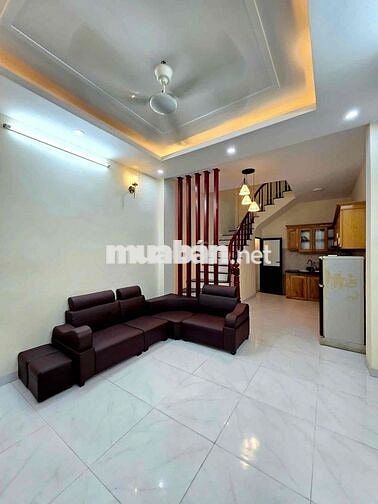 cần bán ngôi nhà 5tầng tại An thắng Phường biên Giang