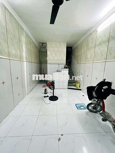 NHÀ GIÁ TỐT - 4 TẦNG VUÔNG VỨC - KHU HOÀNG DIỆU 20 THƯỚC - Q4