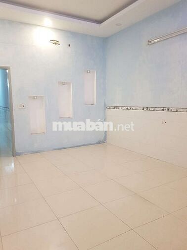 Cho thuê nhà mặt tiền đường lớn dt 4×35 cón3pn,2wc