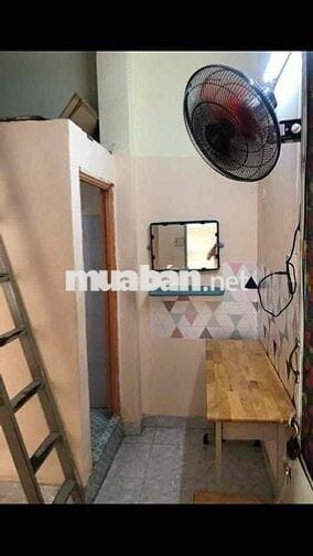 Phòng Trọ Cách Mạng Tháng 8, Tân Bình