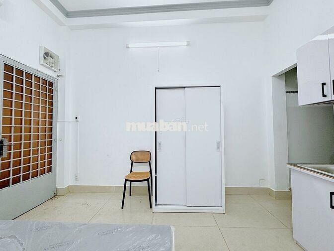 Phòng 281A Nguyễn Văn Đậu Bình Thạnh 30m2 FNT. Giá 4,6 triệu/ tháng