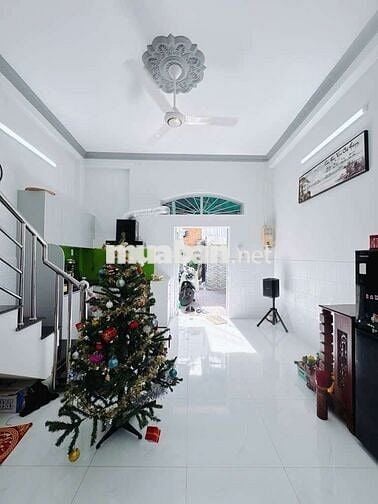 KHU DÂN CƯ HIỆN HỮU - NHÀ 2 TẦNG 2PN - HẺM RỘNG 4M - ĐOÀN VĂN BƠ Q4