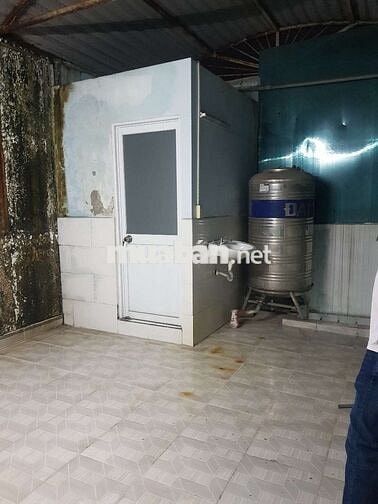 Cho thuê nhà mặt tiền đường lớn dt 4×35 cón3pn,2wc