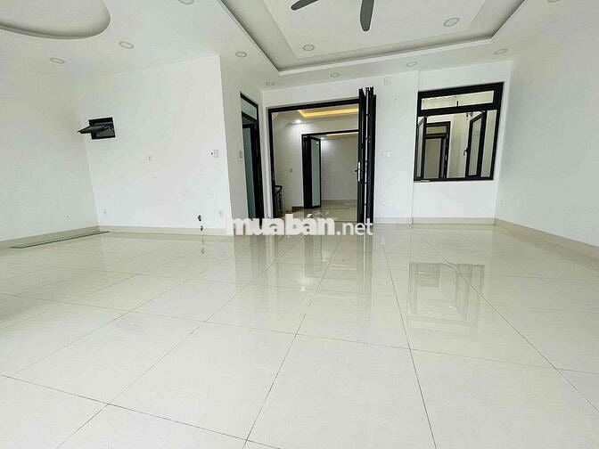 Cần cho thuê Căn Biệt Thự 4 tầng khu Bên sông trống sẵn,gần Gigamaill