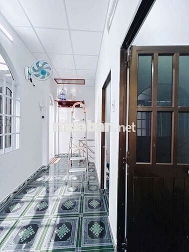 KHU DÂN CƯ HIỆN HỮU - NHÀ 2 TẦNG 2PN - HẺM RỘNG 4M - ĐOÀN VĂN BƠ Q4