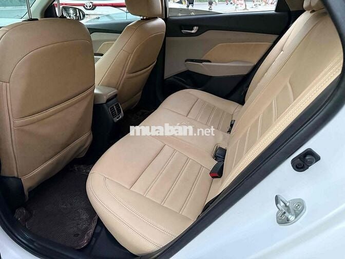 Hyundai Accent 2019 1.4 AT - 86000 km