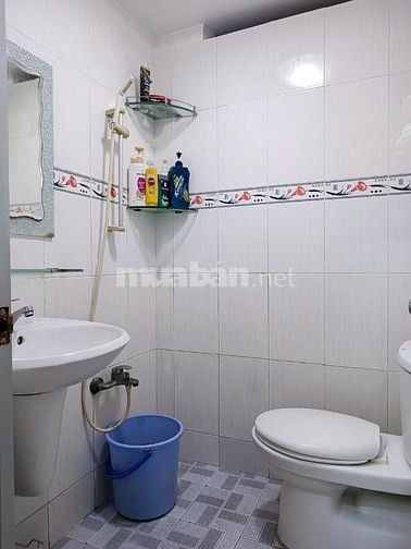 Cần bán nhà 122m2 Đường Thới An 11 P.Thới An Q.12 HCM Chính Chủ