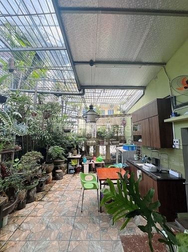 Nguyễn Ngọc Vũ – Cầu Giấy – 108 M – 2 Tầng – MT 9.3 M – Giá 32.6 Tỷ.  