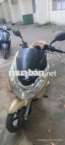 Honda PCX Vàng đồng