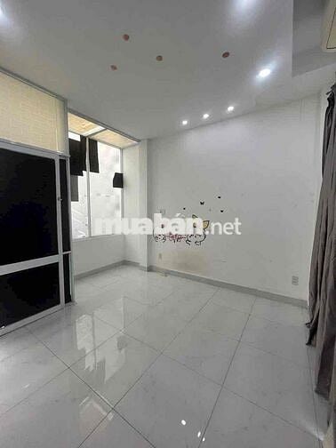 cho thuê nhà sát quang trung 8tr