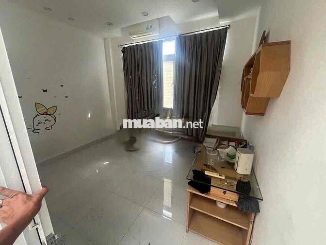 cho thuê nhà sát quang trung 8tr