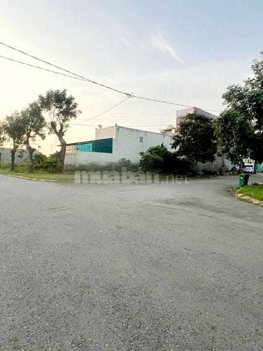 BÁN NHANH ĐẤT ĐẸP TẠI BẾN LỨC – VỊ TRÍ SÁNG GIÁ, TIỀM NĂNG TĂNG GIÁ 