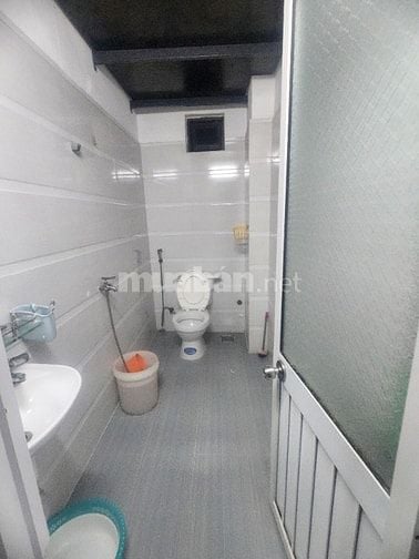 Phòng trọ thoáng mát, sạch sẽ có điều hòa tại Ngô Quyền 