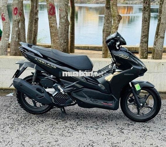Honda Air Blade Đen 4val siêu đẹp bstp
