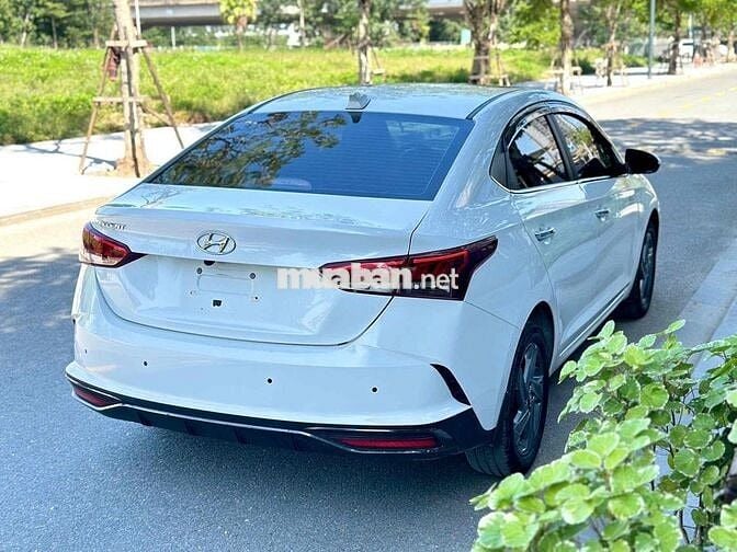 Accent 2022 1.4 ATH - 52000 km