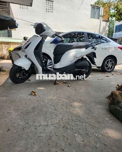 Honda PS trắng bst 47