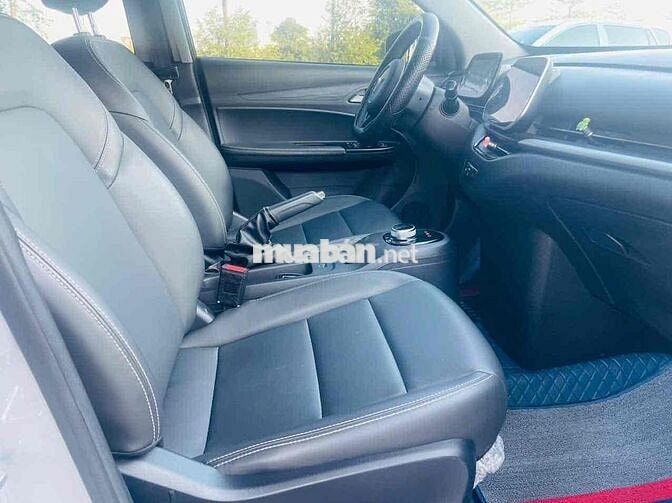 Vinfast VF5 Plus 2025 Xám mua pin 2,3 vạn km!