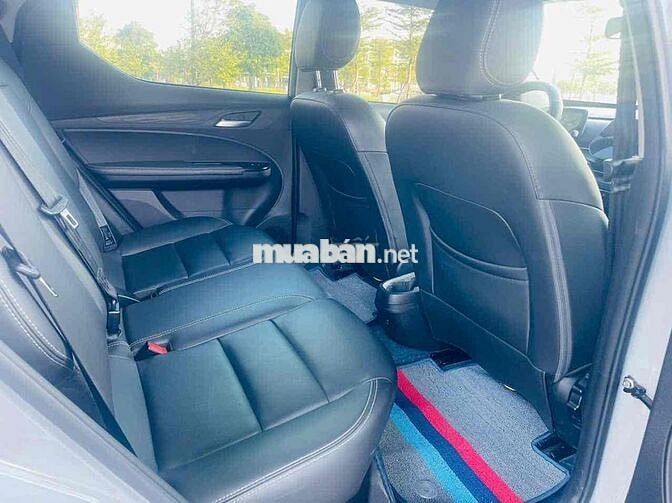 Vinfast VF5 Plus 2025 Xám mua pin 2,3 vạn km!