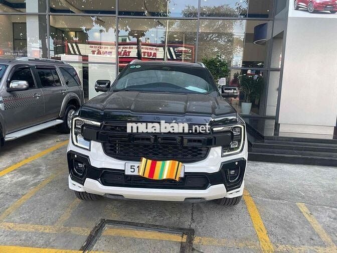 ✅Ford Everest 2024 Titanium 4x4 -18000 km- Xe XHĐ