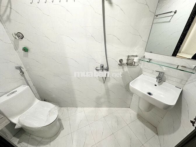 CHO THUÊ CĂN HỘ STUDIO VỪA NHỎ VỪA XINH NẰM NGAY PHỐ ĐỘI CẤN - BA ĐÌNH