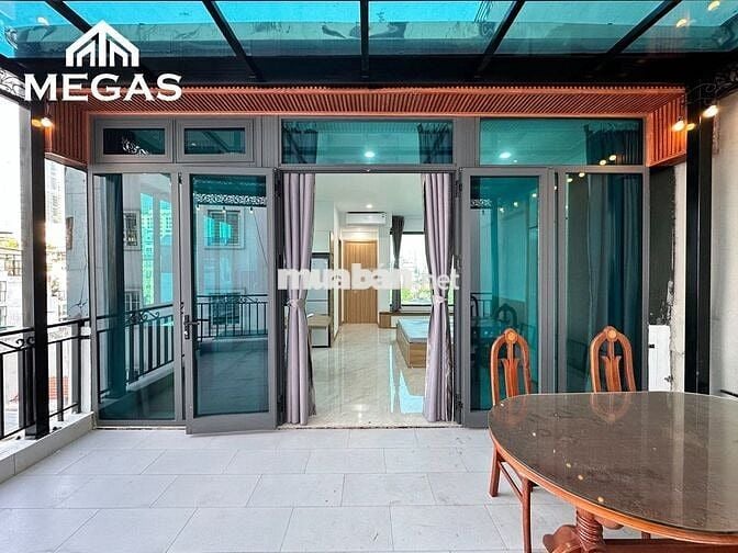 CĂN HỘ PENTHOUSE FULL NỘI THẤT TIỆN NGHI BAN CÔNG THOÁNG NGAY KIM MÃ