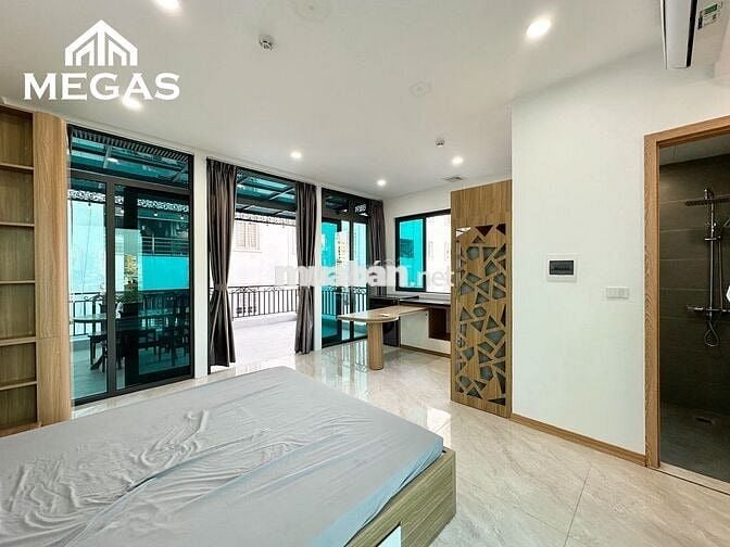 CĂN HỘ PENTHOUSE FULL NỘI THẤT TIỆN NGHI BAN CÔNG THOÁNG NGAY KIM MÃ