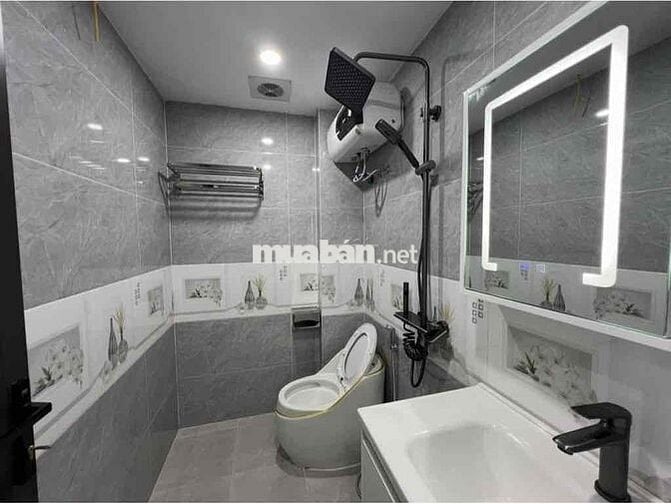 Bán nhà Hoàng Mai- Hà Nội- 6 tầng- thang máy- nở hậu- ngõ camry