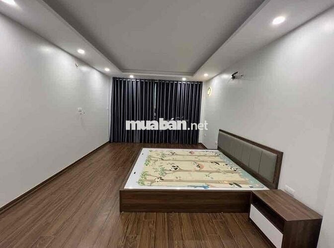 Bán nhà Hoàng Mai- Hà Nội- 6 tầng- thang máy- nở hậu- ngõ camry