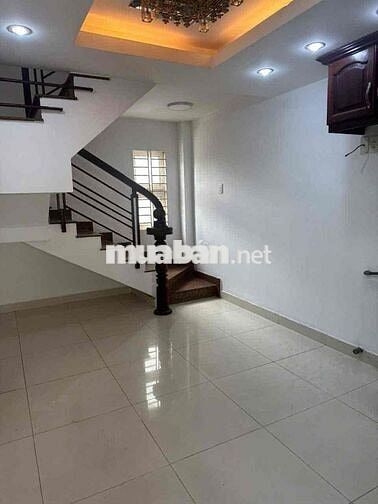 cho thuê nhà trung tâm p5 3p 14tr