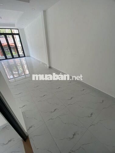 6PN, 5WC. Nhà 3 lầu MT Trân Minh Quyền -3/2, Q10. DT: 4x12m. Giá 20tr