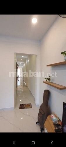 nhà và phòng tiện nghi cho thuê 2,5tr/ tháng 