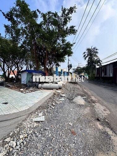 Mặt tiền TL29 đường đang làm lại, vị trí đẹp