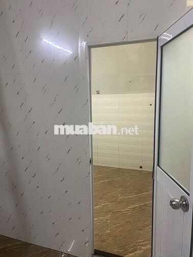 CHO THUÊ PHÒNG – 2 PHÒNG NGỦ + GÁC LỬNG RỘNG GẦN ĐH VĂN LANG