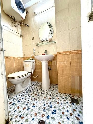 Chính chủ bán nhà phố Khương Đình, lô góc ô tô đỗ cổng