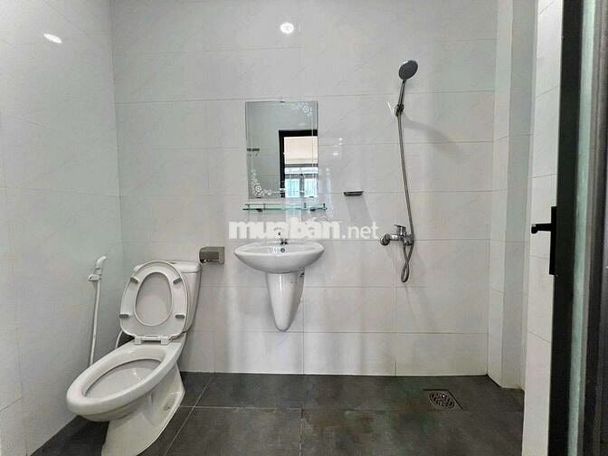 CĂN BAN CÔNG XÂY MỚI MẶT TIỀN PHỔ QUANG NGAY BV TÂM ANH