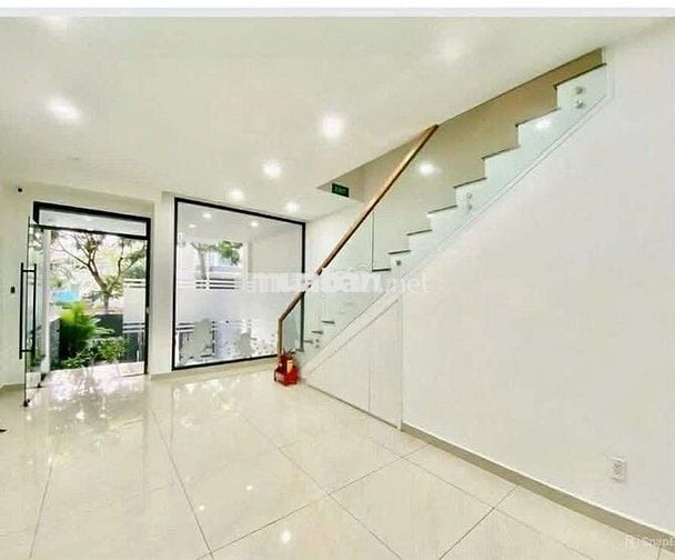 Hót! 🔥Nhà MT Nguyễn Công Trứ, Hầm + 3 Lầu – Layout Vuông, Setup Cực Dễ