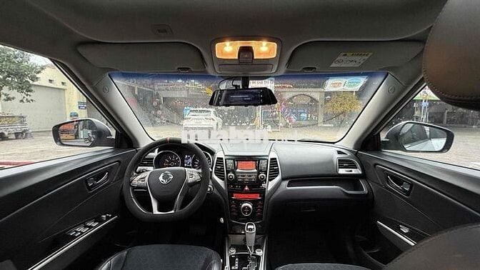 Ssangyong Tivoli 2016 1.6 AT - 110000 km