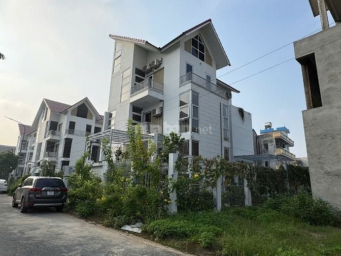 Bán BT song lập Khu Ngôi nhà mới - 20 tỷ