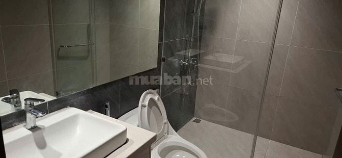 Cho thuê căn hộ 3 phòng ngủ, đủ đồ, chung cư Mipec Rubik 360 