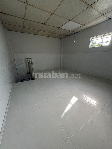 Phòng trọ mặt tiền hẻm gần sát Vincom Trần Trọng Cung